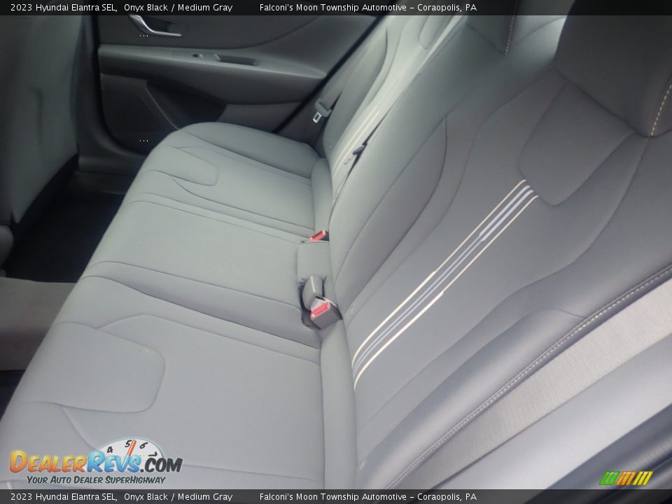 2023 Hyundai Elantra SEL Onyx Black / Medium Gray Photo #12