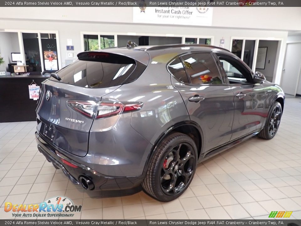 2024 Alfa Romeo Stelvio Veloce AWD Vesuvio Gray Metallic / Red/Black Photo #5