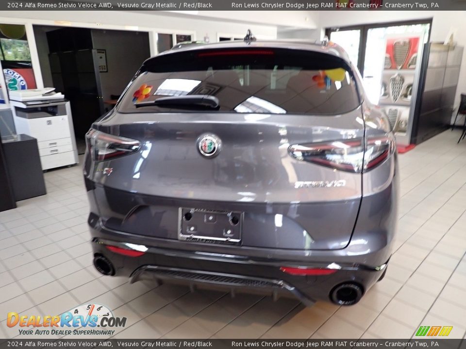 2024 Alfa Romeo Stelvio Veloce AWD Vesuvio Gray Metallic / Red/Black Photo #6