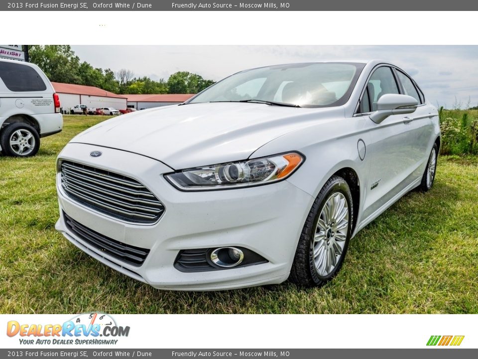 2013 Ford Fusion Energi SE Oxford White / Dune Photo #8