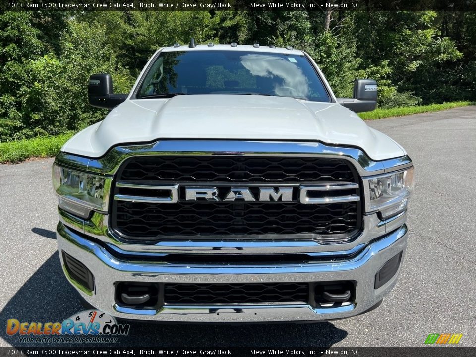 2023 Ram 3500 Tradesman Crew Cab 4x4 Bright White / Diesel Gray/Black Photo #3