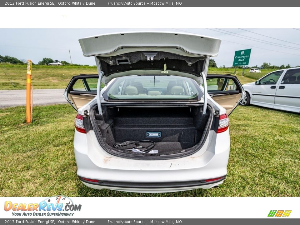 2013 Ford Fusion Energi SE Oxford White / Dune Photo #23