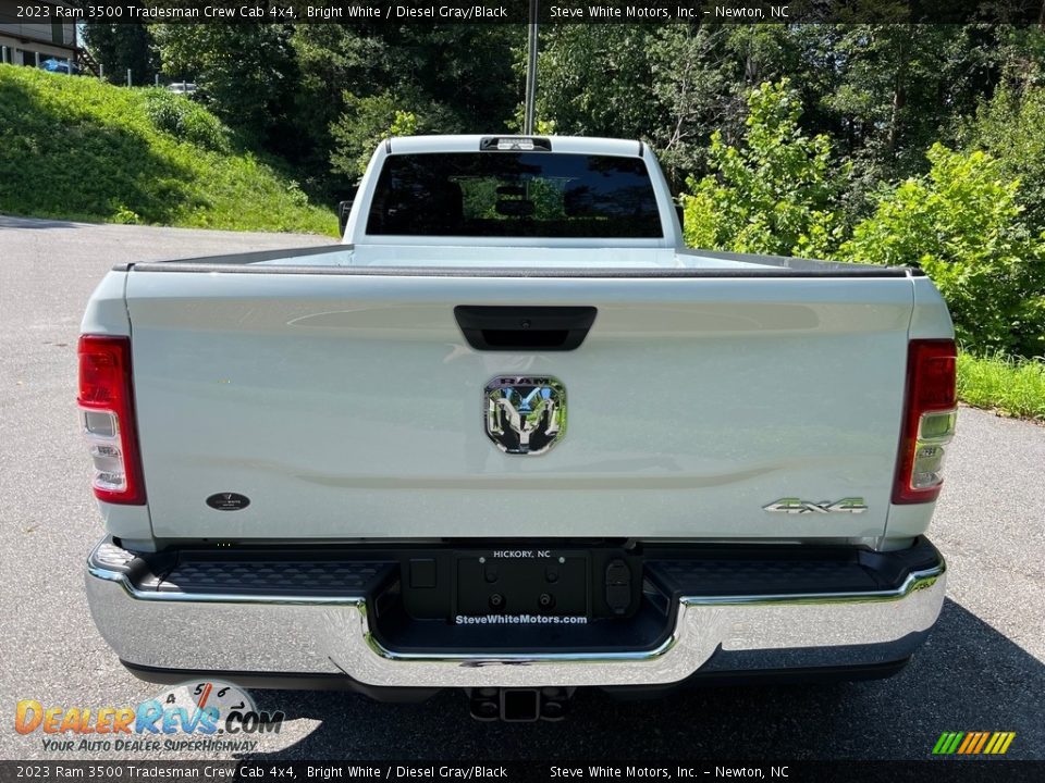 2023 Ram 3500 Tradesman Crew Cab 4x4 Bright White / Diesel Gray/Black Photo #7