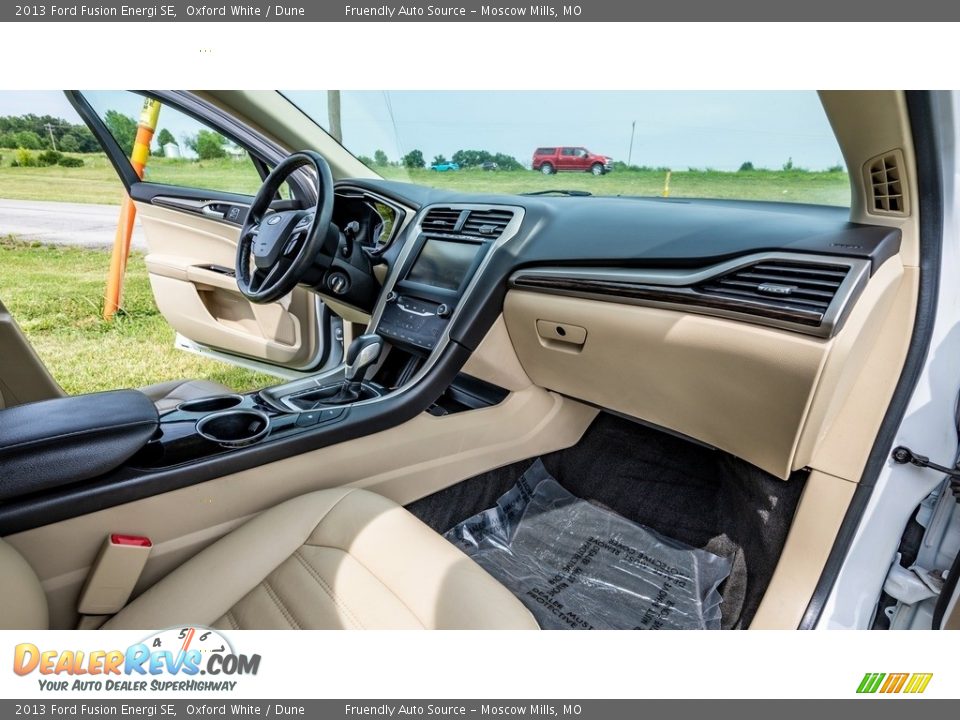 Front Seat of 2013 Ford Fusion Energi SE Photo #28