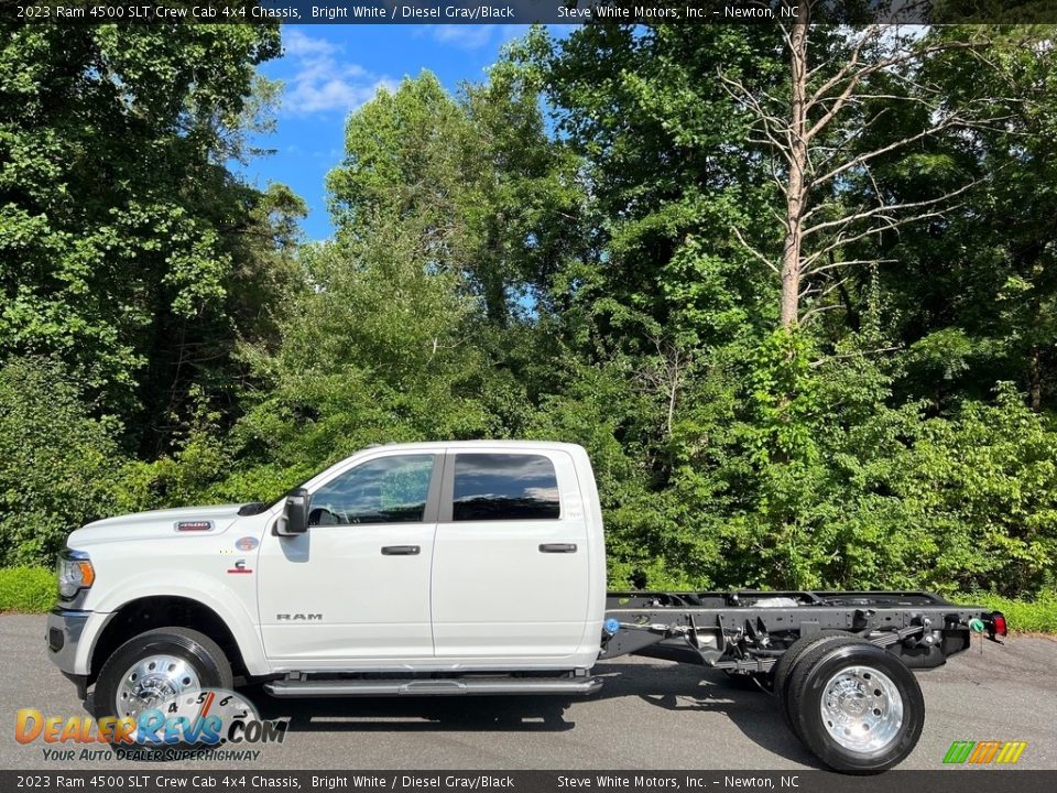 Bright White 2023 Ram 4500 SLT Crew Cab 4x4 Chassis Photo #1