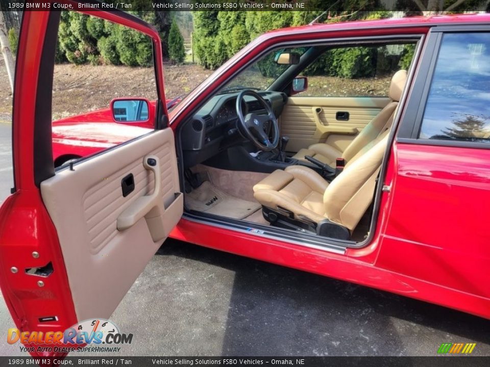 Front Seat of 1989 BMW M3 Coupe Photo #2