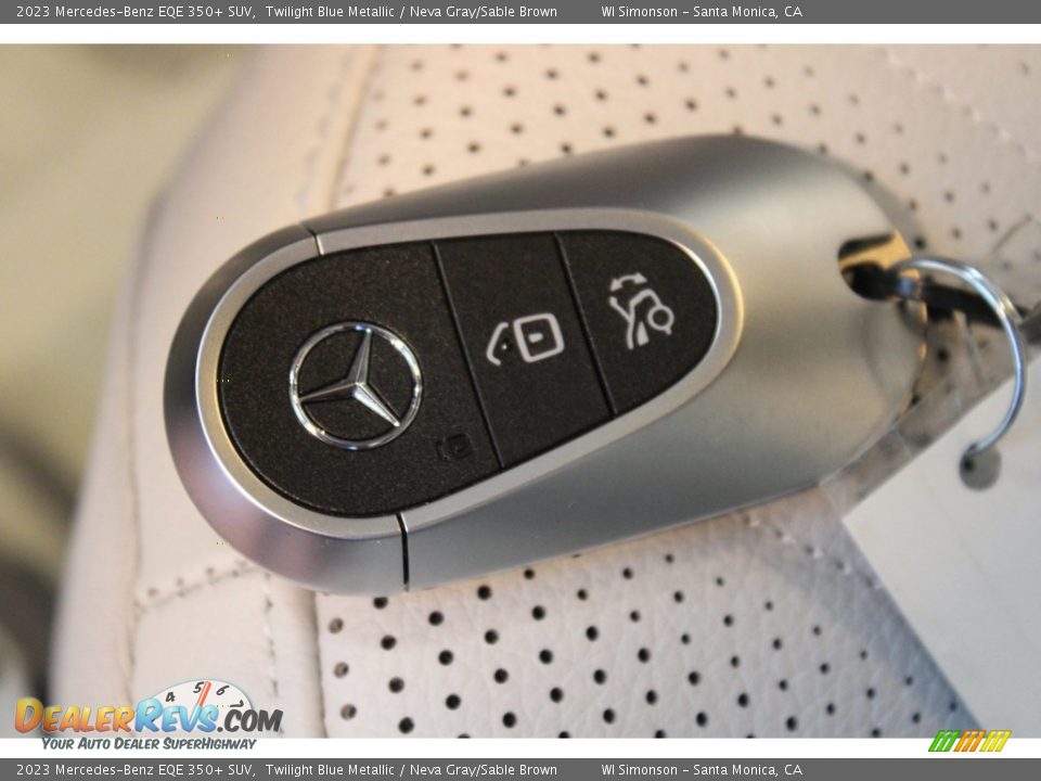 Keys of 2023 Mercedes-Benz EQE 350+ SUV Photo #33