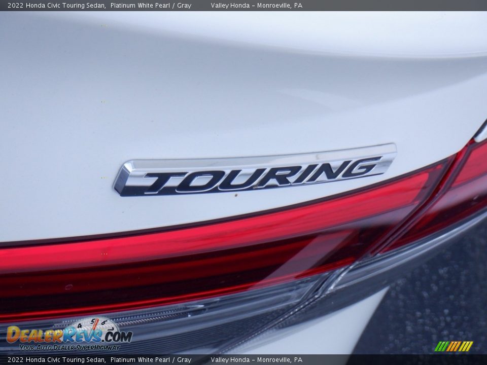 2022 Honda Civic Touring Sedan Logo Photo #8