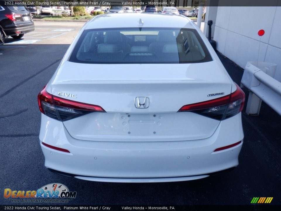 2022 Honda Civic Touring Sedan Platinum White Pearl / Gray Photo #9