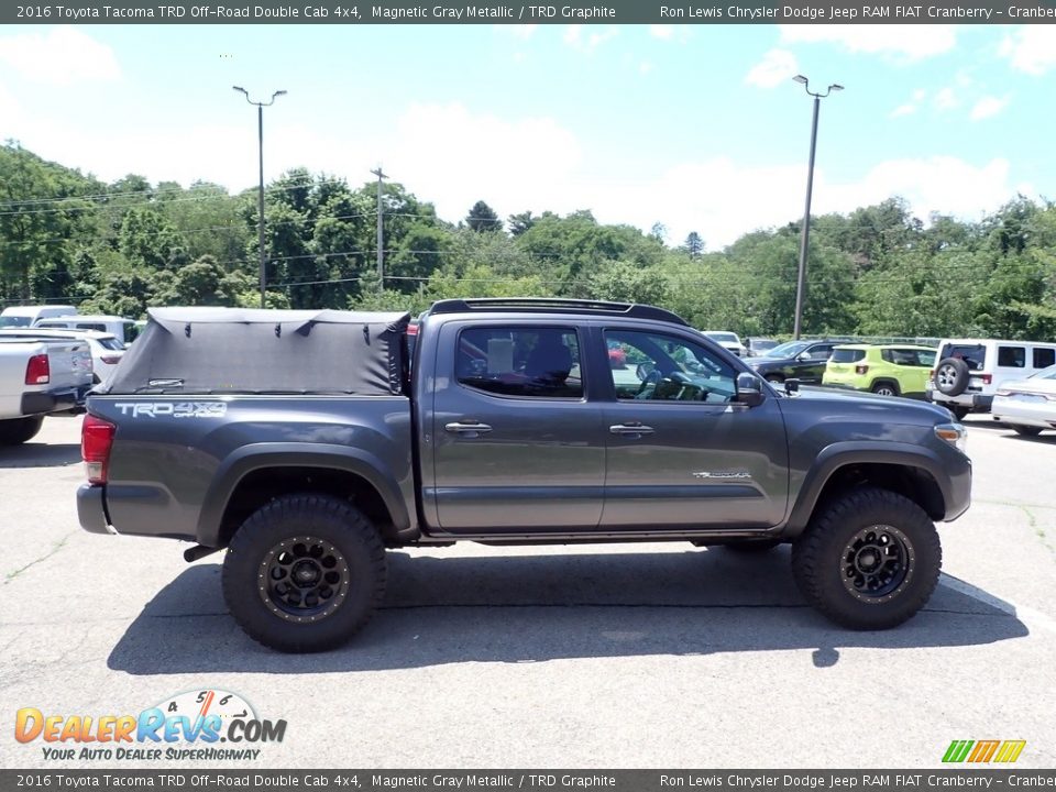 2016 Toyota Tacoma TRD Off-Road Double Cab 4x4 Magnetic Gray Metallic / TRD Graphite Photo #4