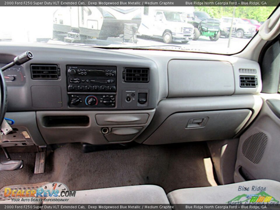 2000 Ford F250 Super Duty XLT Extended Cab Deep Wedgewood Blue Metallic / Medium Graphite Photo #15