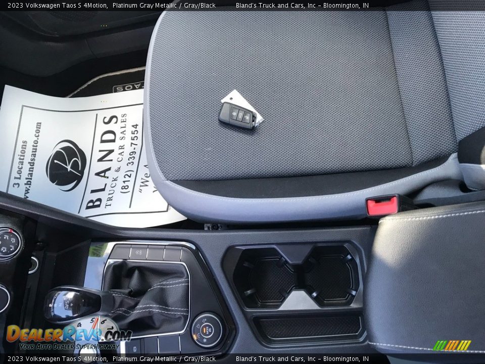2023 Volkswagen Taos S 4Motion Shifter Photo #24