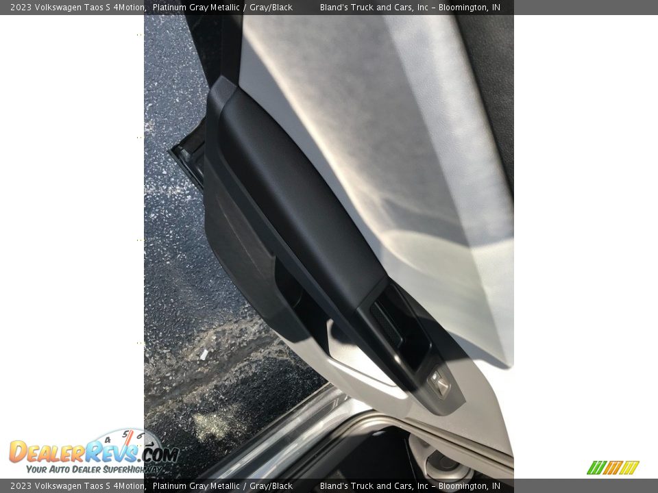 2023 Volkswagen Taos S 4Motion Platinum Gray Metallic / Gray/Black Photo #26