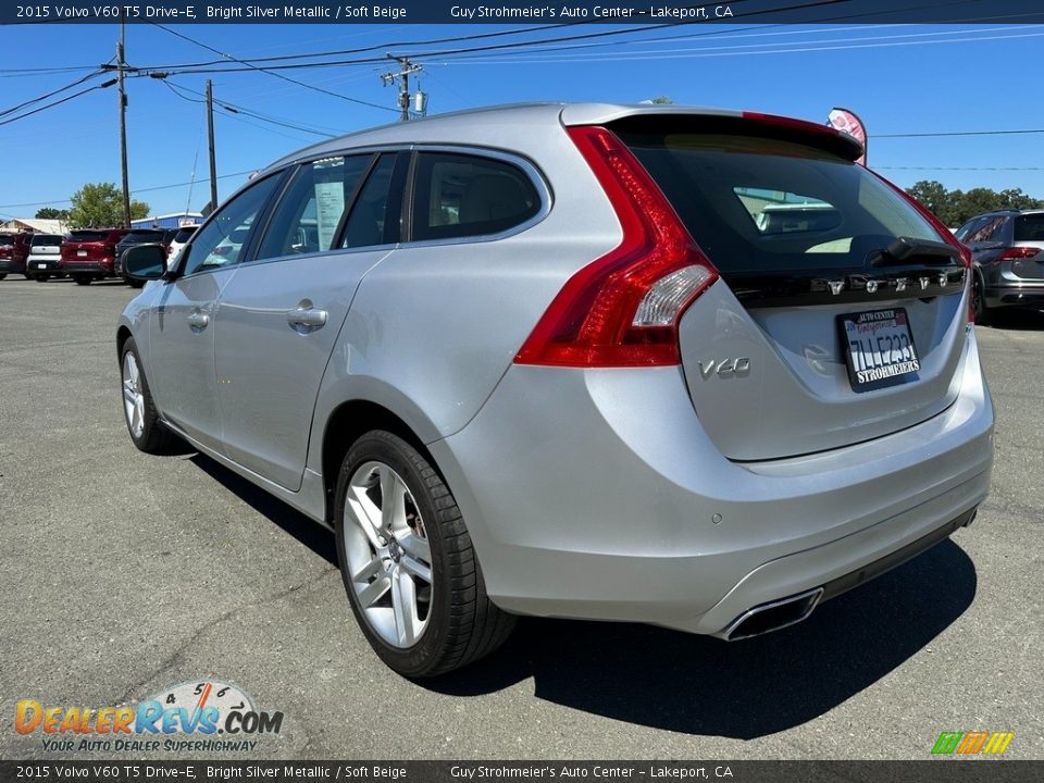 2015 Volvo V60 T5 Drive-E Bright Silver Metallic / Soft Beige Photo #4