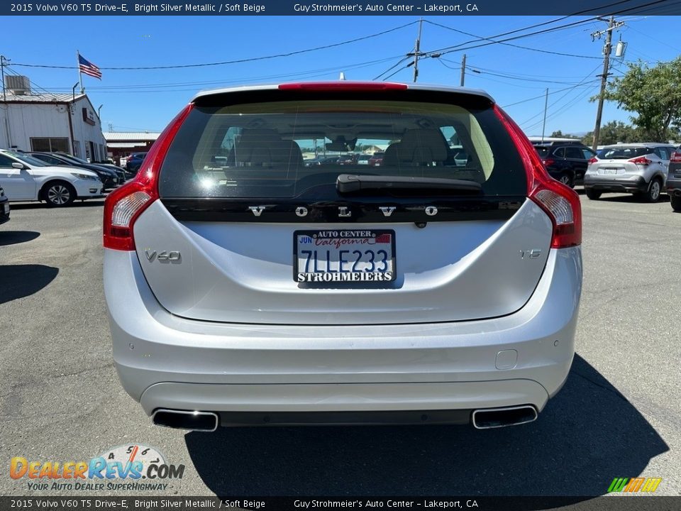 2015 Volvo V60 T5 Drive-E Bright Silver Metallic / Soft Beige Photo #5