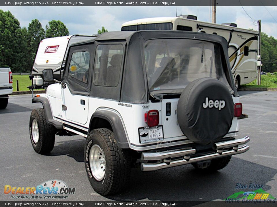 1992 Jeep Wrangler S 4x4 Bright White / Gray Photo #3