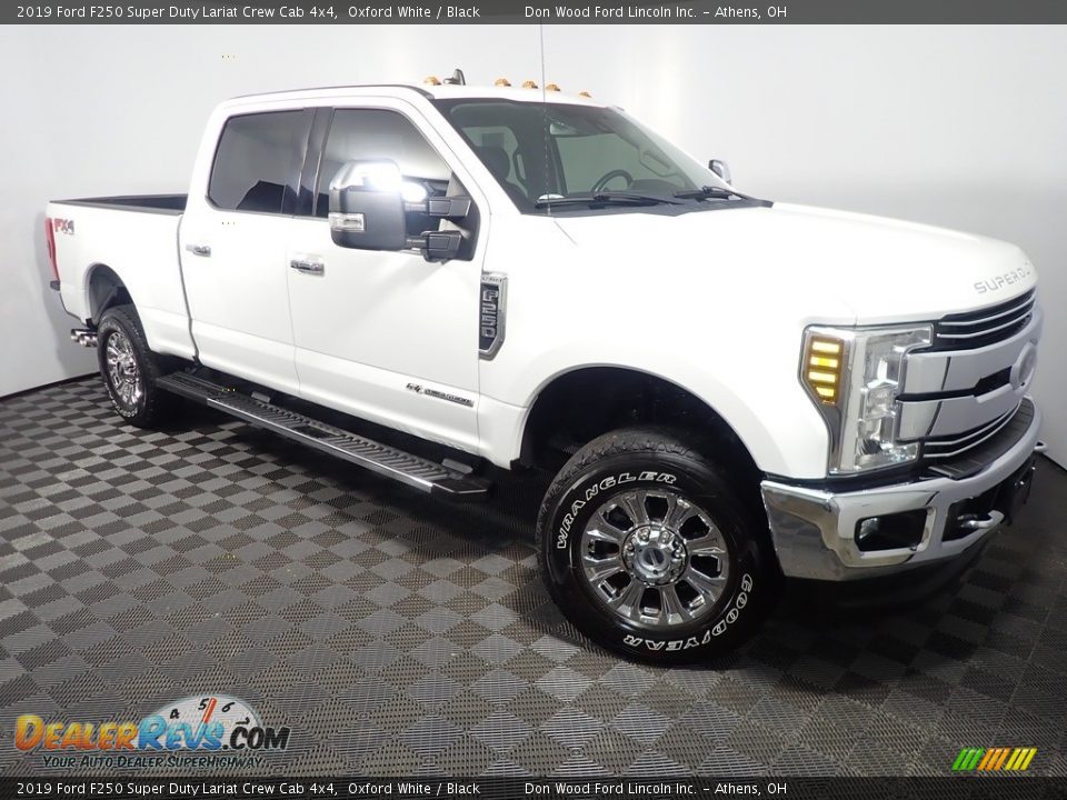 2019 Ford F250 Super Duty Lariat Crew Cab 4x4 Oxford White / Black Photo #3