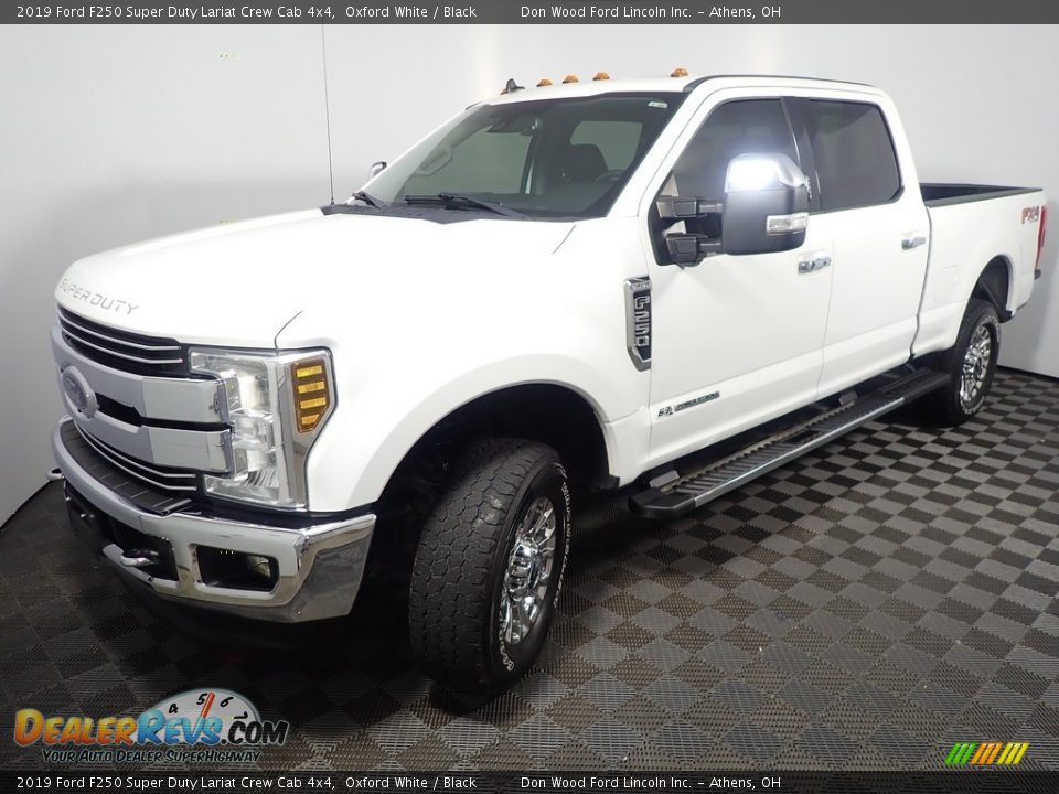 2019 Ford F250 Super Duty Lariat Crew Cab 4x4 Oxford White / Black Photo #8