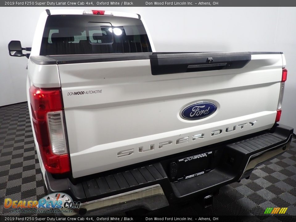 2019 Ford F250 Super Duty Lariat Crew Cab 4x4 Oxford White / Black Photo #11