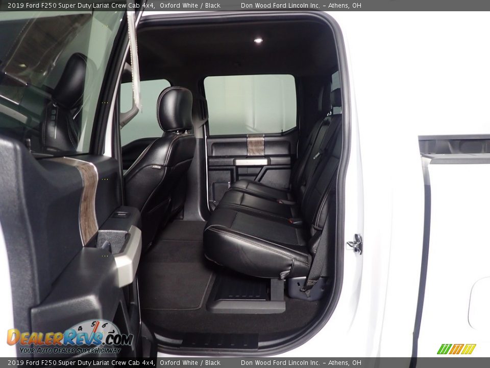 2019 Ford F250 Super Duty Lariat Crew Cab 4x4 Oxford White / Black Photo #31