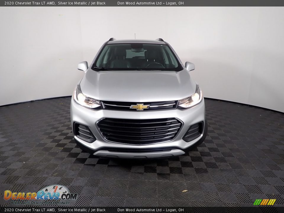 2020 Chevrolet Trax LT AWD Silver Ice Metallic / Jet Black Photo #4