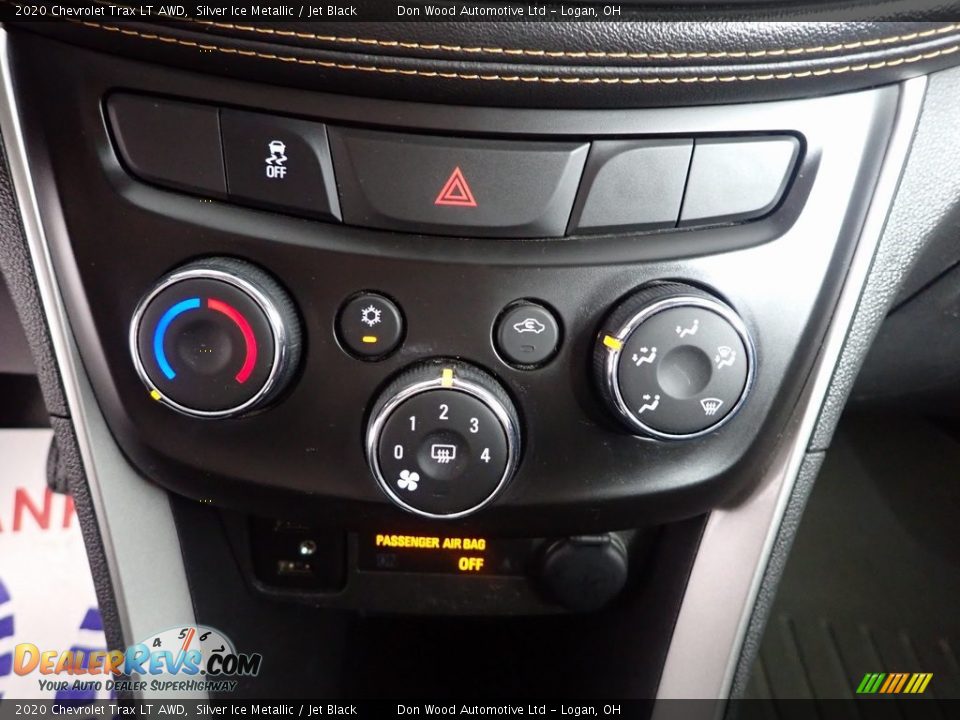 2020 Chevrolet Trax LT AWD Silver Ice Metallic / Jet Black Photo #18