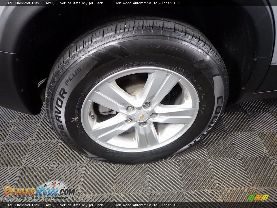 2020 Chevrolet Trax LT AWD Silver Ice Metallic / Jet Black Photo #28