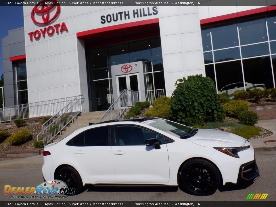 2022 Toyota Corolla SE Apex Edition Super White / Moonstone/Bronze Photo #2