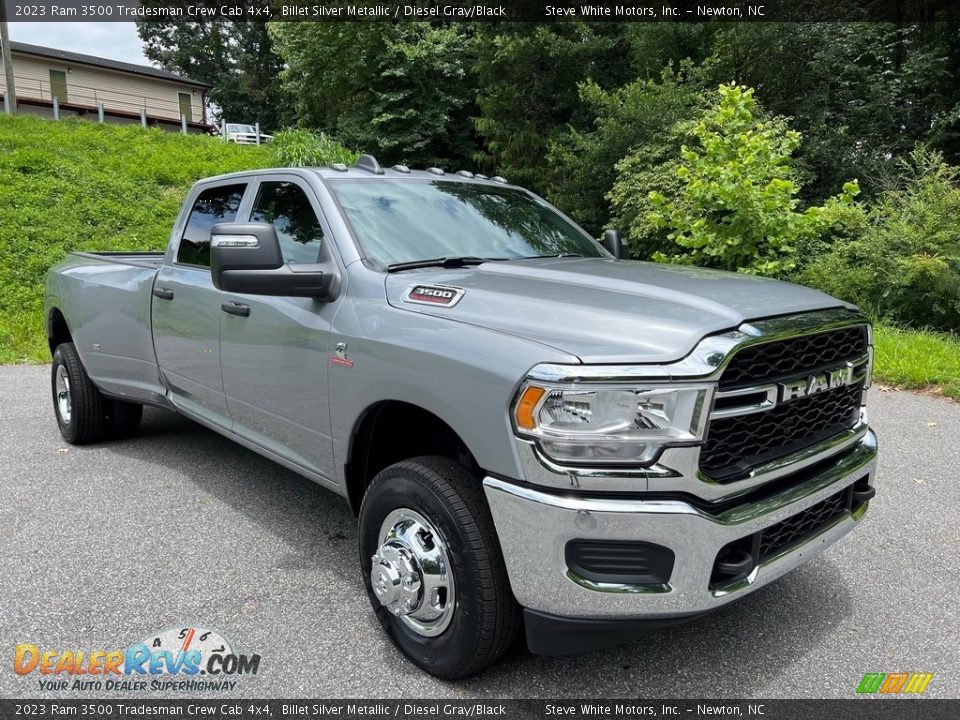 Front 3/4 View of 2023 Ram 3500 Tradesman Crew Cab 4x4 Photo #4