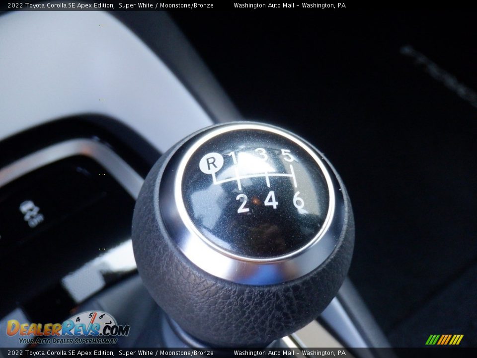 2022 Toyota Corolla SE Apex Edition Shifter Photo #8