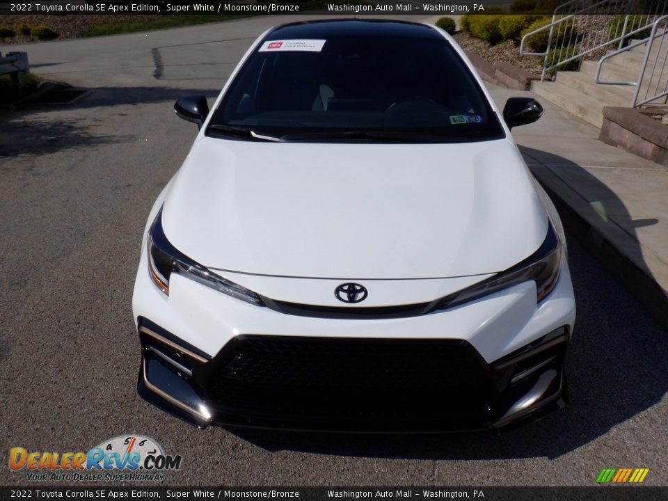 2022 Toyota Corolla SE Apex Edition Super White / Moonstone/Bronze Photo #13