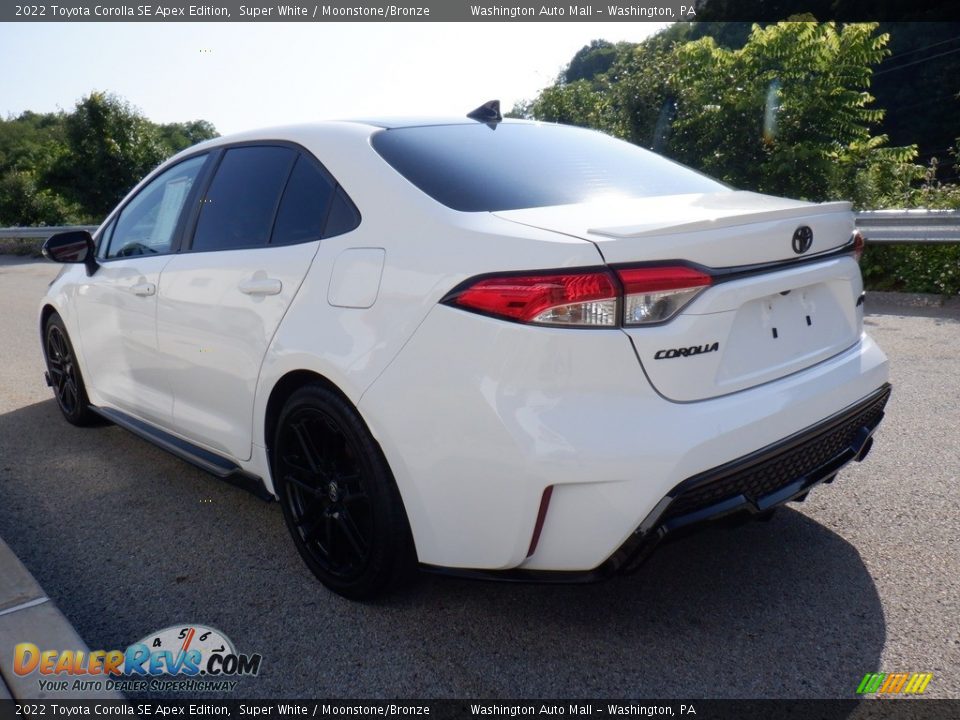 2022 Toyota Corolla SE Apex Edition Super White / Moonstone/Bronze Photo #16