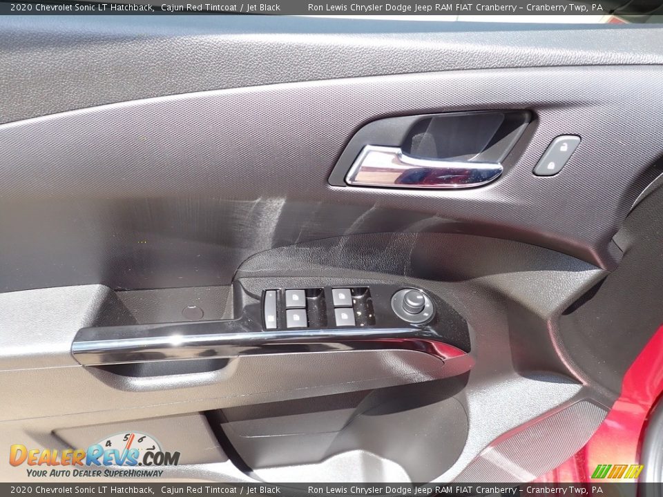 Door Panel of 2020 Chevrolet Sonic LT Hatchback Photo #14