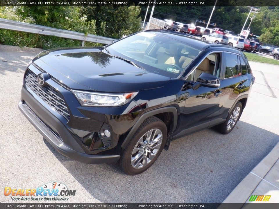 2020 Toyota RAV4 XLE Premium AWD Midnight Black Metallic / Nutmeg Photo #12