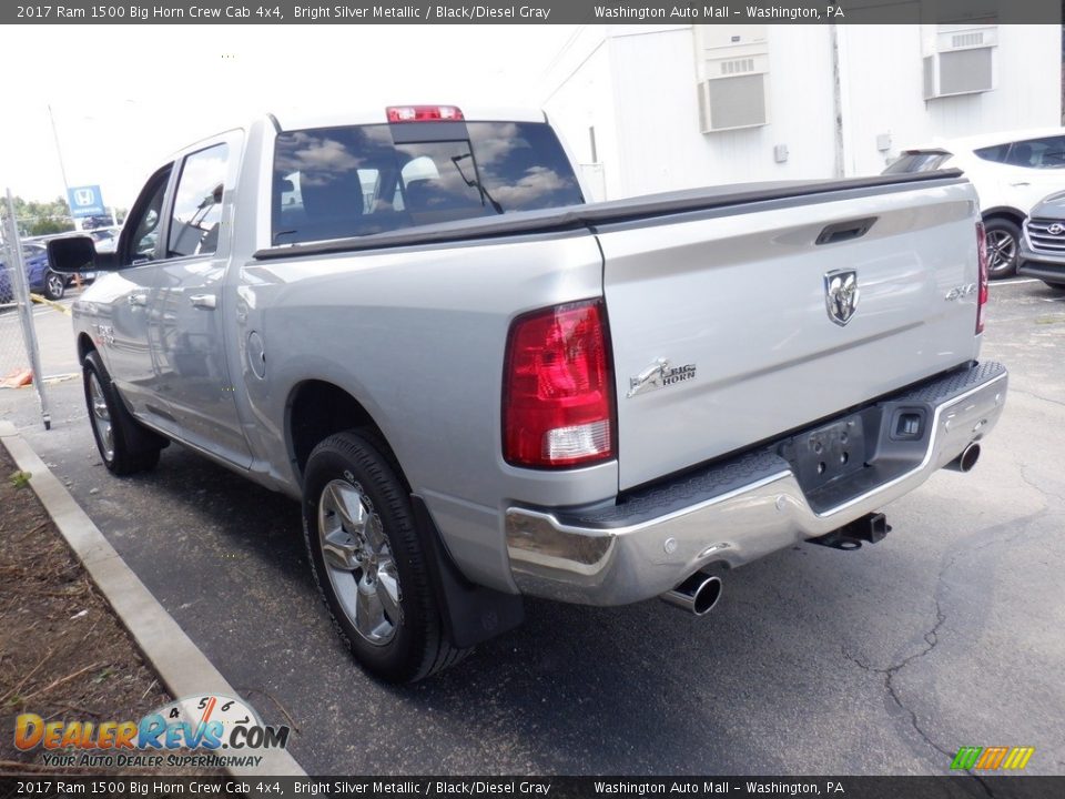 2017 Ram 1500 Big Horn Crew Cab 4x4 Bright Silver Metallic / Black/Diesel Gray Photo #8