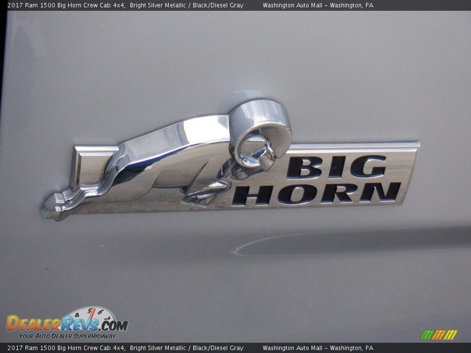 2017 Ram 1500 Big Horn Crew Cab 4x4 Bright Silver Metallic / Black/Diesel Gray Photo #9