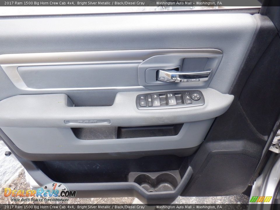 2017 Ram 1500 Big Horn Crew Cab 4x4 Bright Silver Metallic / Black/Diesel Gray Photo #15