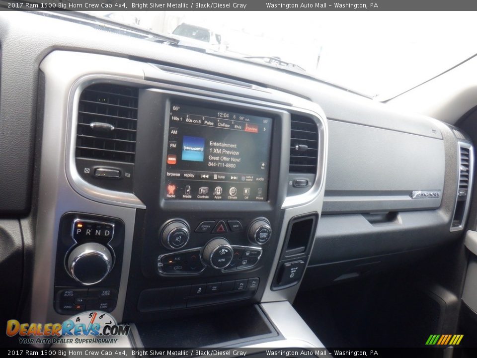 2017 Ram 1500 Big Horn Crew Cab 4x4 Bright Silver Metallic / Black/Diesel Gray Photo #19