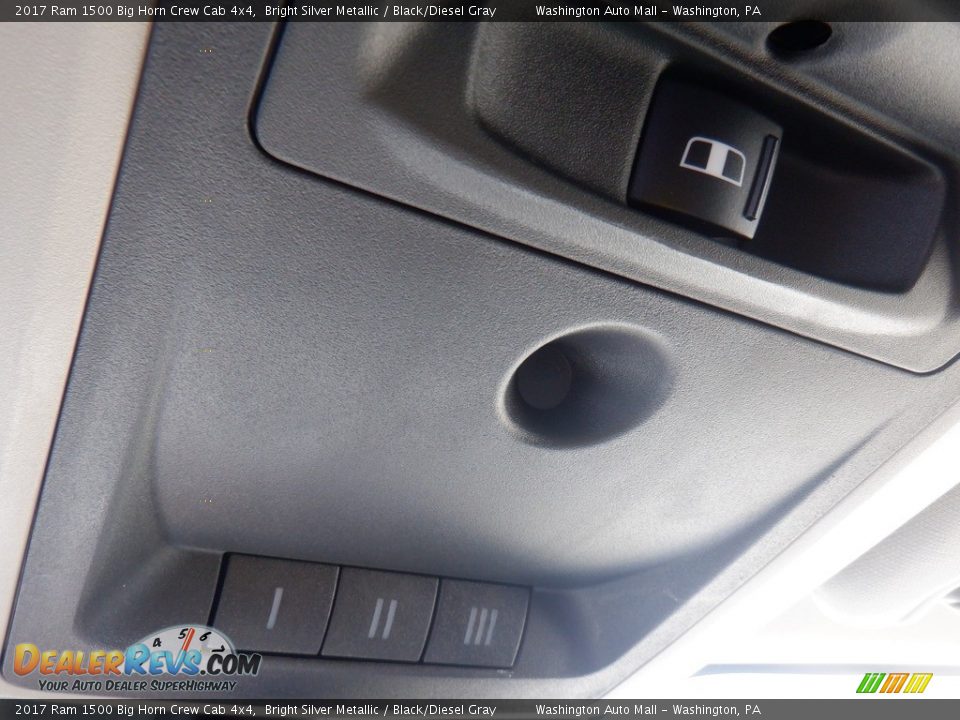 2017 Ram 1500 Big Horn Crew Cab 4x4 Bright Silver Metallic / Black/Diesel Gray Photo #26