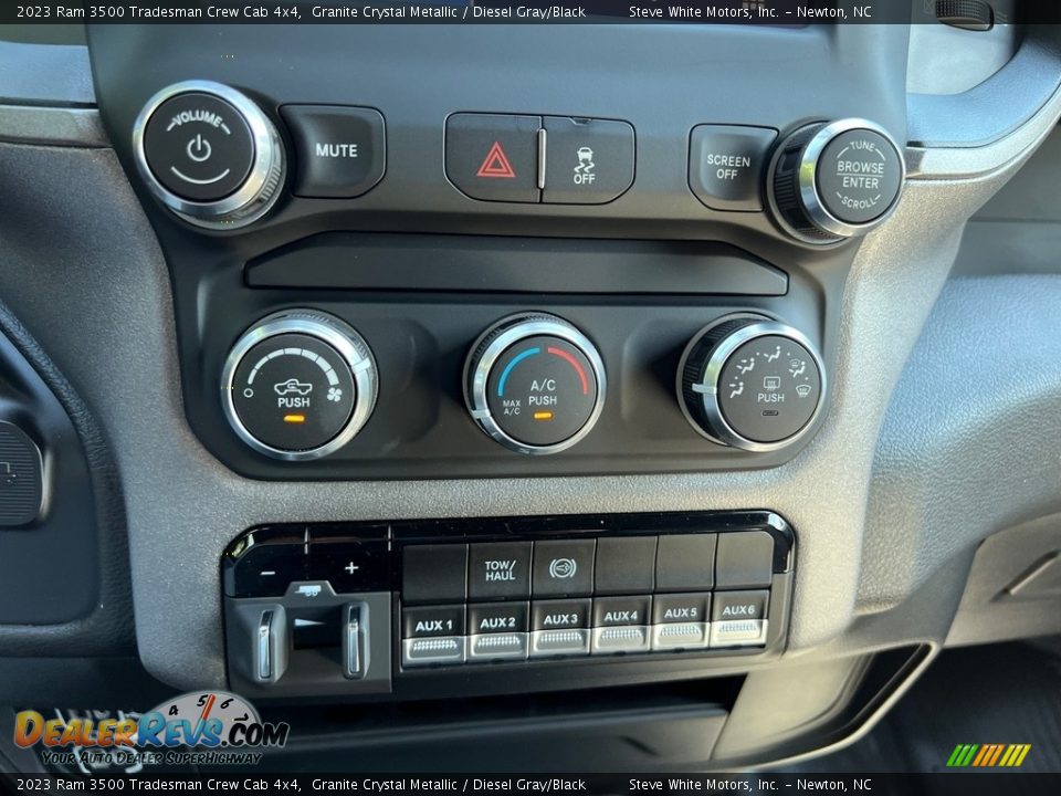 Controls of 2023 Ram 3500 Tradesman Crew Cab 4x4 Photo #24