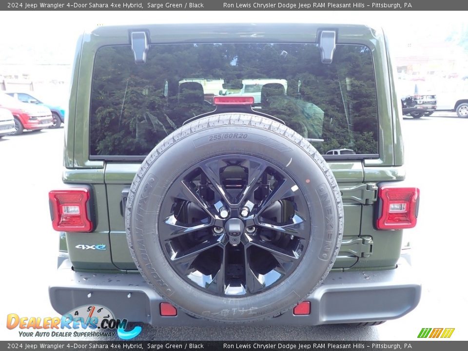 2024 Jeep Wrangler 4-Door Sahara 4xe Hybrid Sarge Green / Black Photo #4