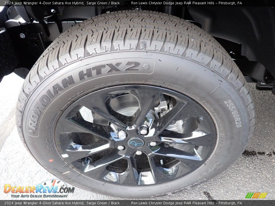 2024 Jeep Wrangler 4-Door Sahara 4xe Hybrid Wheel Photo #10