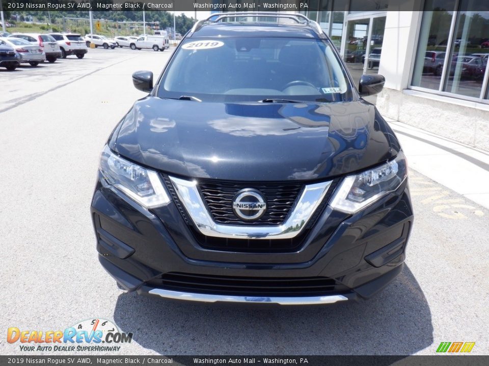 2019 Nissan Rogue SV AWD Magnetic Black / Charcoal Photo #2