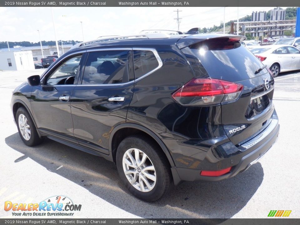 2019 Nissan Rogue SV AWD Magnetic Black / Charcoal Photo #5