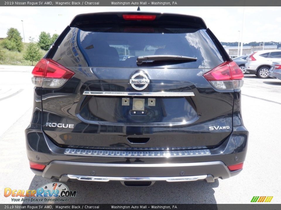 2019 Nissan Rogue SV AWD Magnetic Black / Charcoal Photo #6