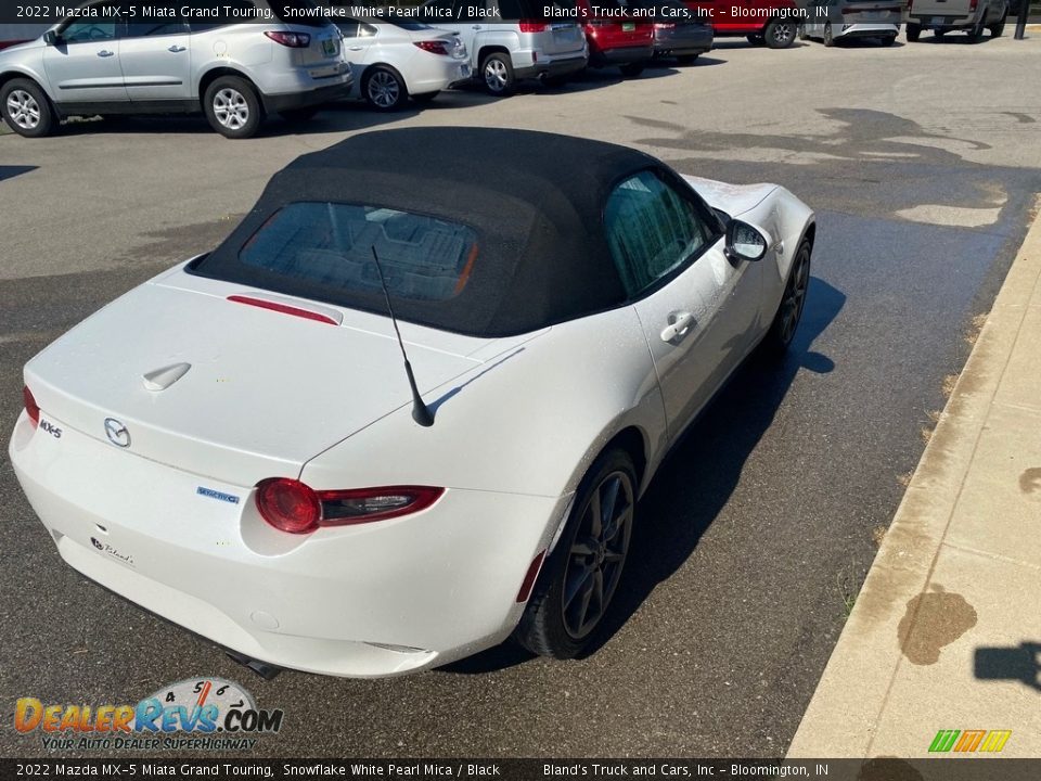 2022 Mazda MX-5 Miata Grand Touring Snowflake White Pearl Mica / Black Photo #34