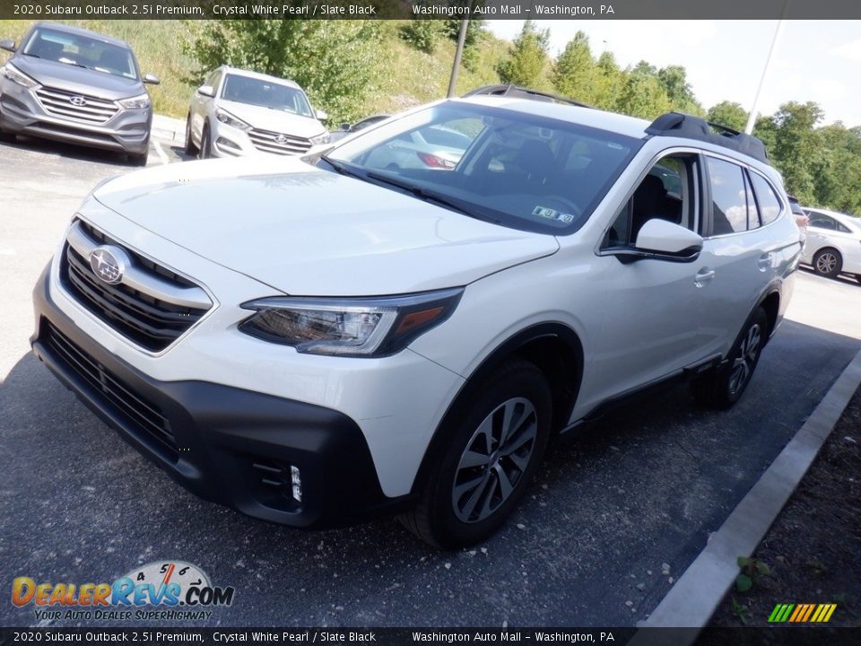 2020 Subaru Outback 2.5i Premium Crystal White Pearl / Slate Black Photo #5