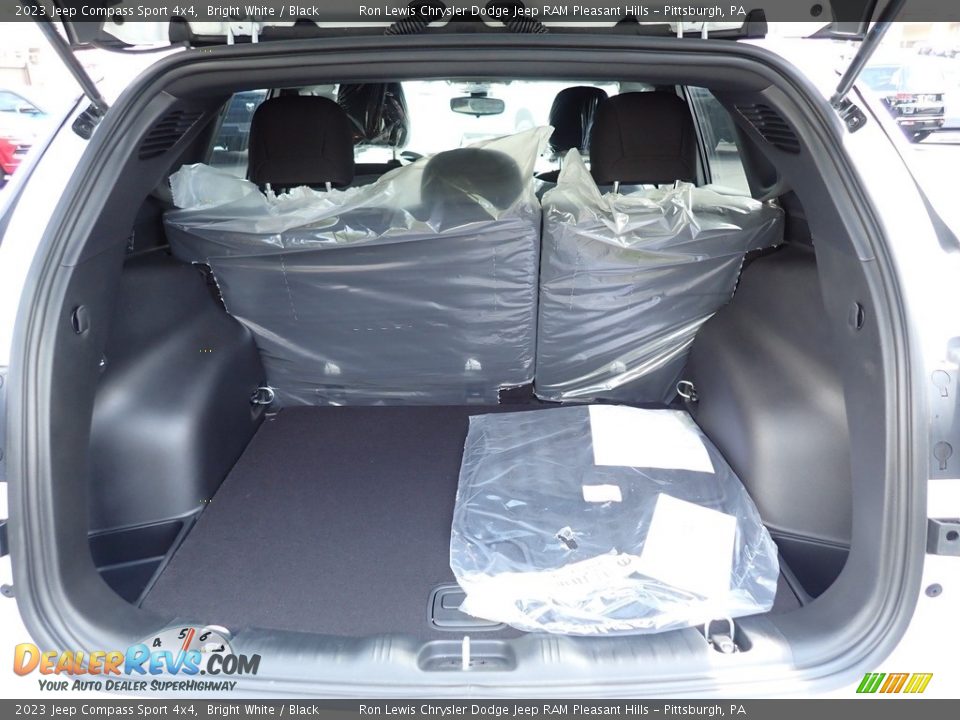 2023 Jeep Compass Sport 4x4 Trunk Photo #4