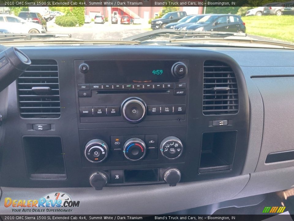 Controls of 2010 GMC Sierra 1500 SL Extended Cab 4x4 Photo #14