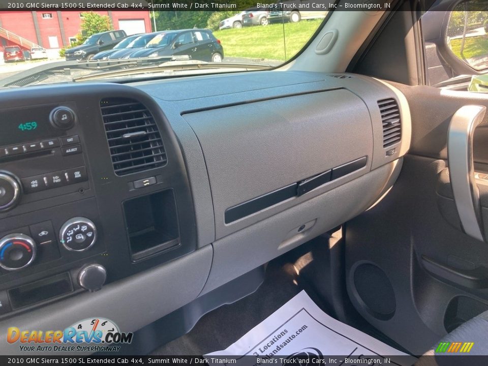 Dashboard of 2010 GMC Sierra 1500 SL Extended Cab 4x4 Photo #16